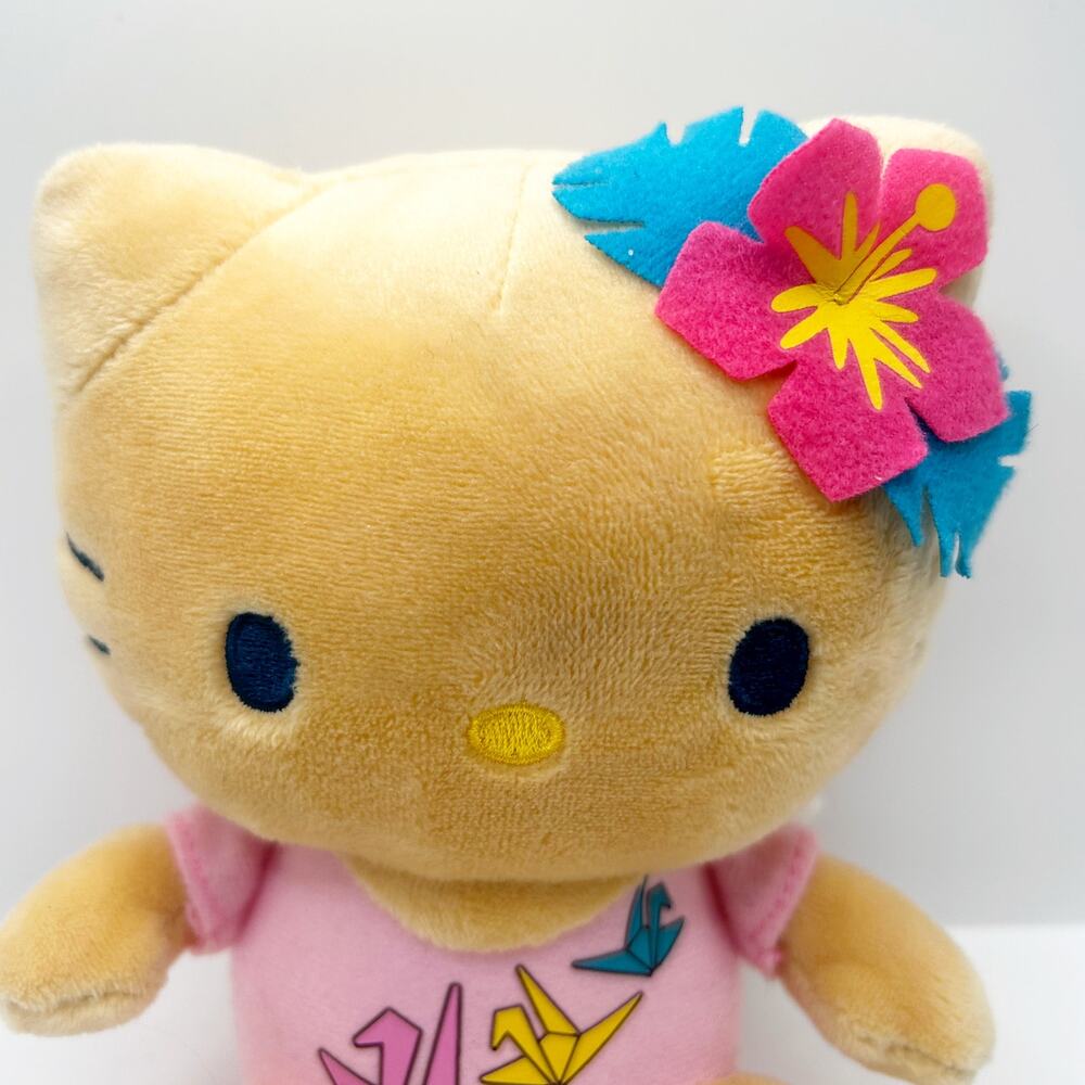 Hello Kitty Sanrio Pearl Harbor 75th Anniversary LOVE & PEACE Plush Hawaii EUC - Picture 2 of 7